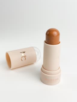 Скульптурирующий кремовый контурный стик thumbnail 3