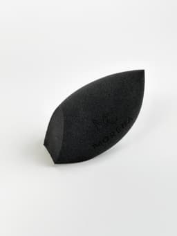 Спонж для макияжа в футляре Черный thumbnail 5